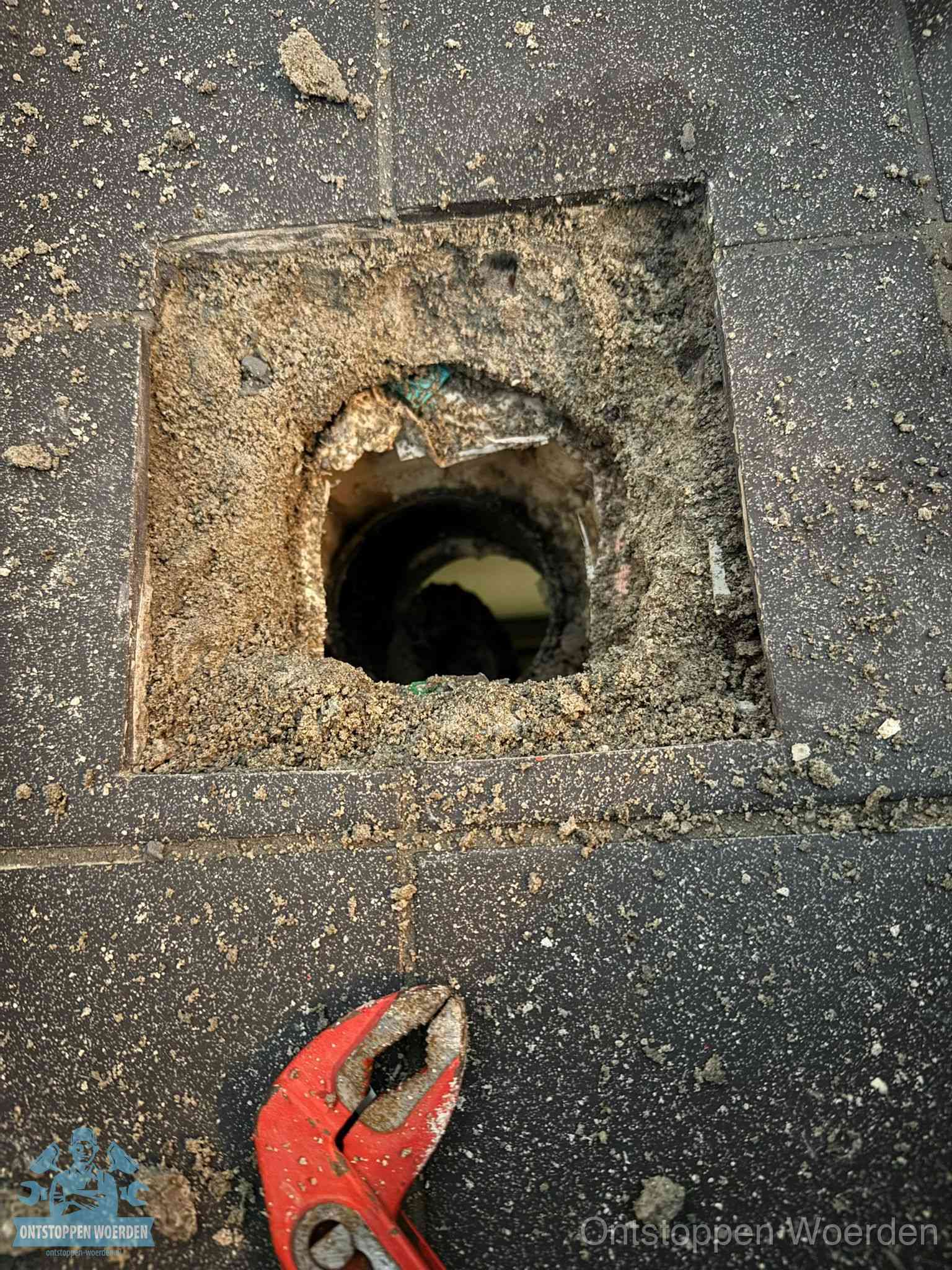 Rioolputje erfgrens eigendom in Woerden